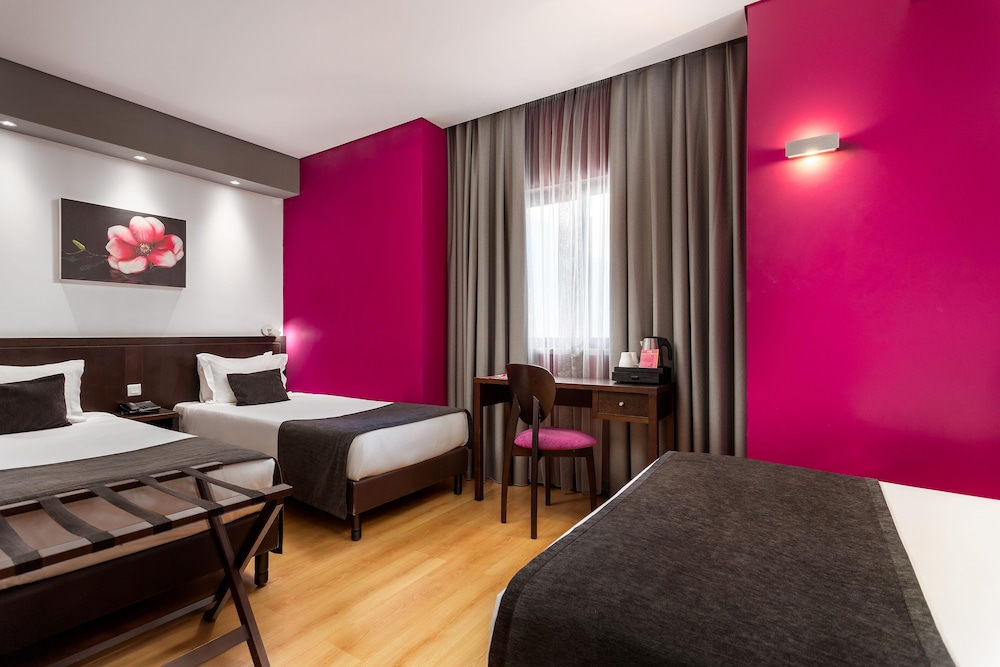 Hotel Luena 20/61