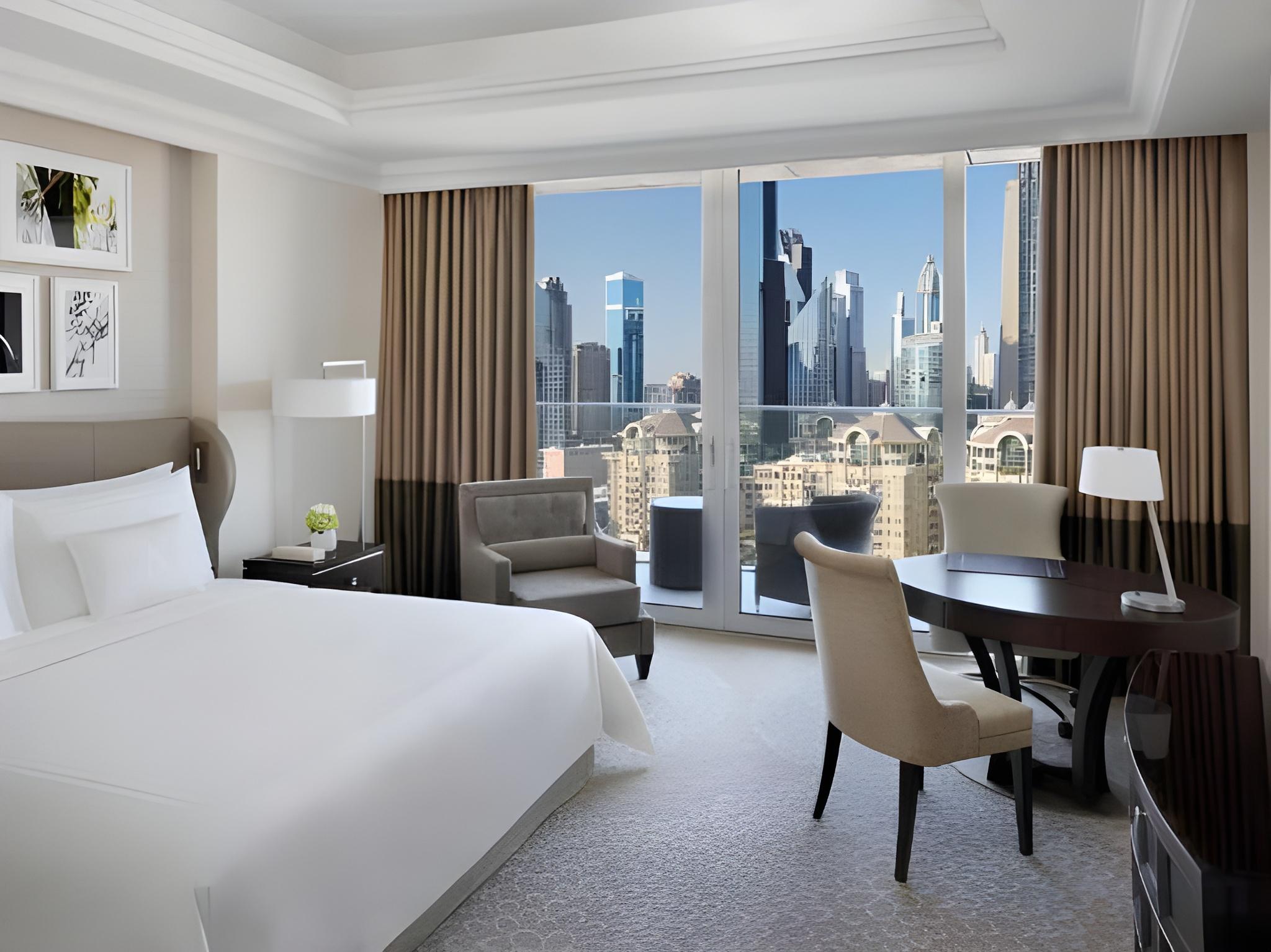 Grand, King Bed, Burj View