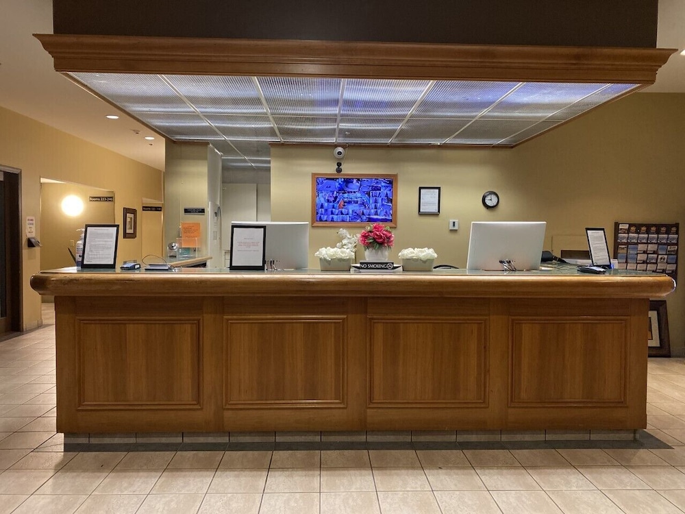 Divya Sutra Plaza & Conference Centre Vernon, BC 7/74