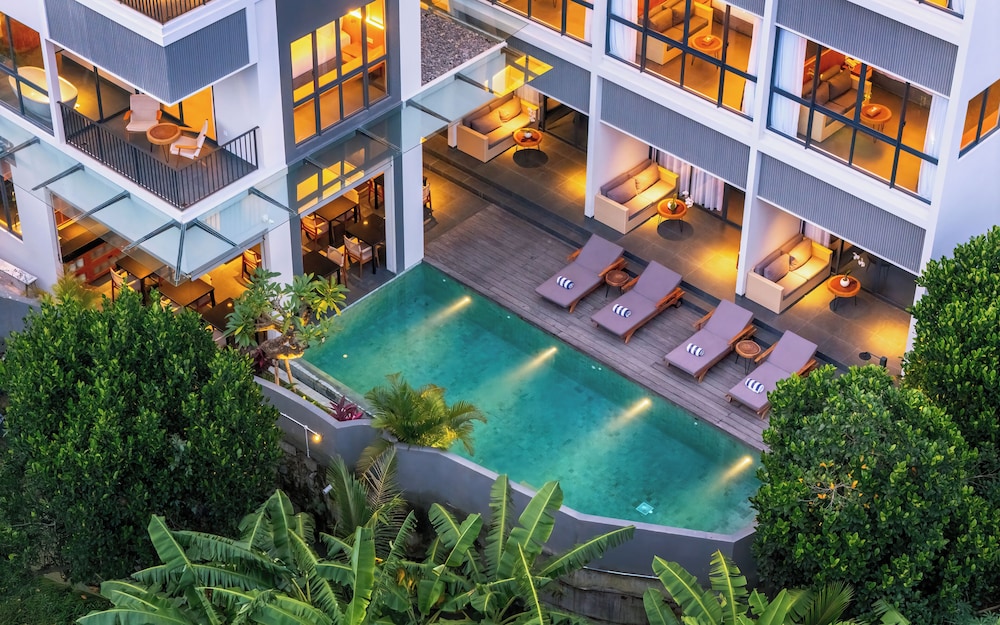 The Line Canggu 3/49
