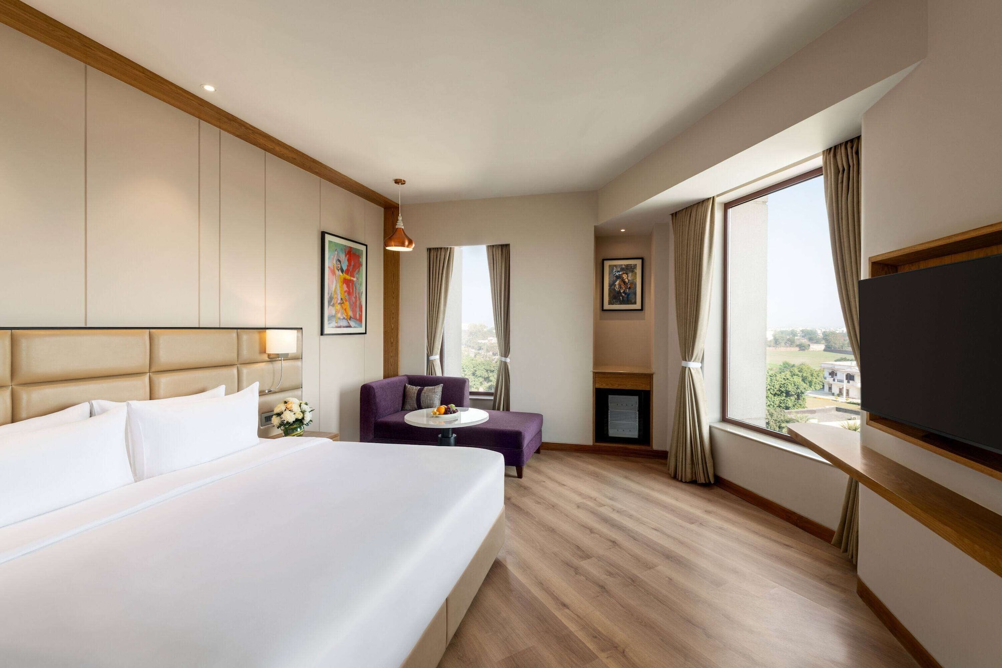 PREMIUM, KING BED