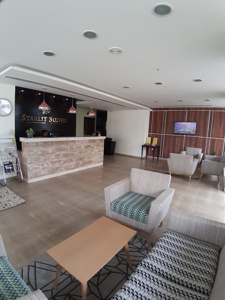 Starlit Suites 6/50