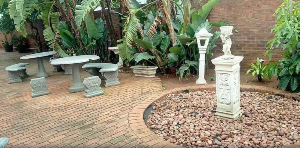 Concord Christian Guesthouse 44/48