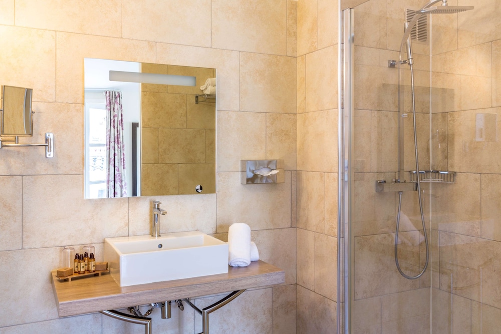 Best Western Le Marquis de La Baume 6/40
