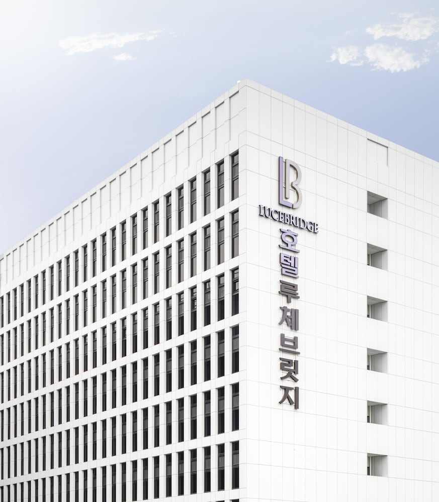 The First Stay Hotel 6/42