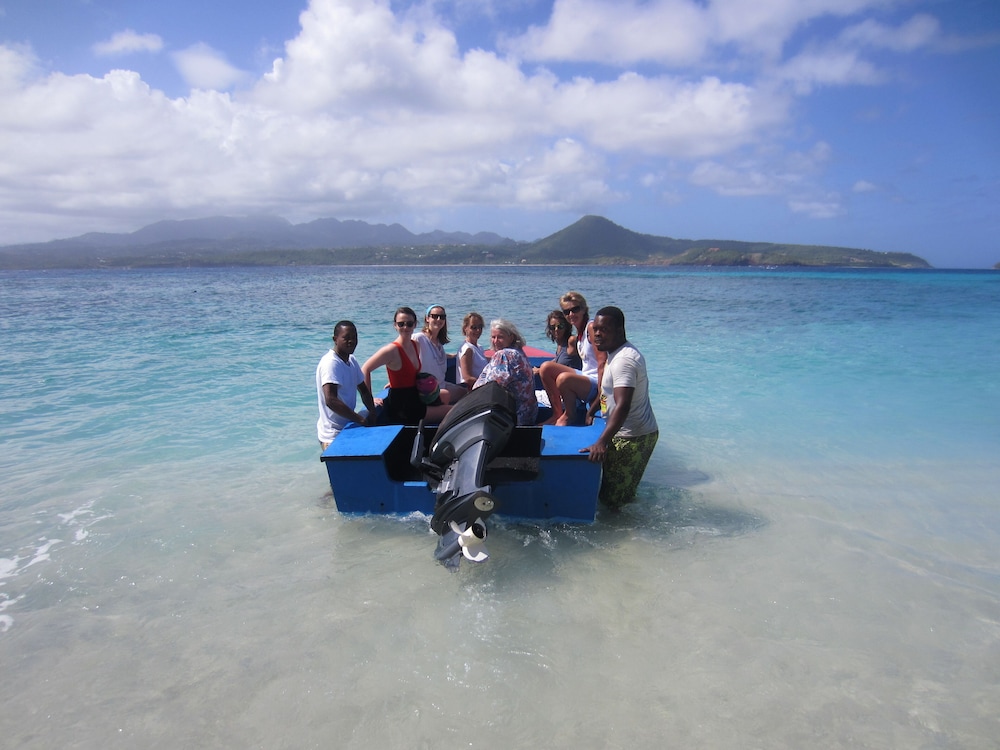 Petite Anse Hotel 41/49