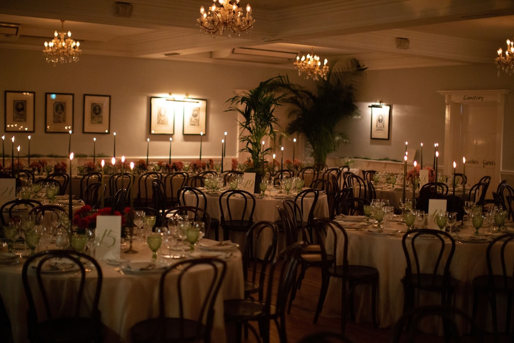 Dunraven Arms Hotel 32/43