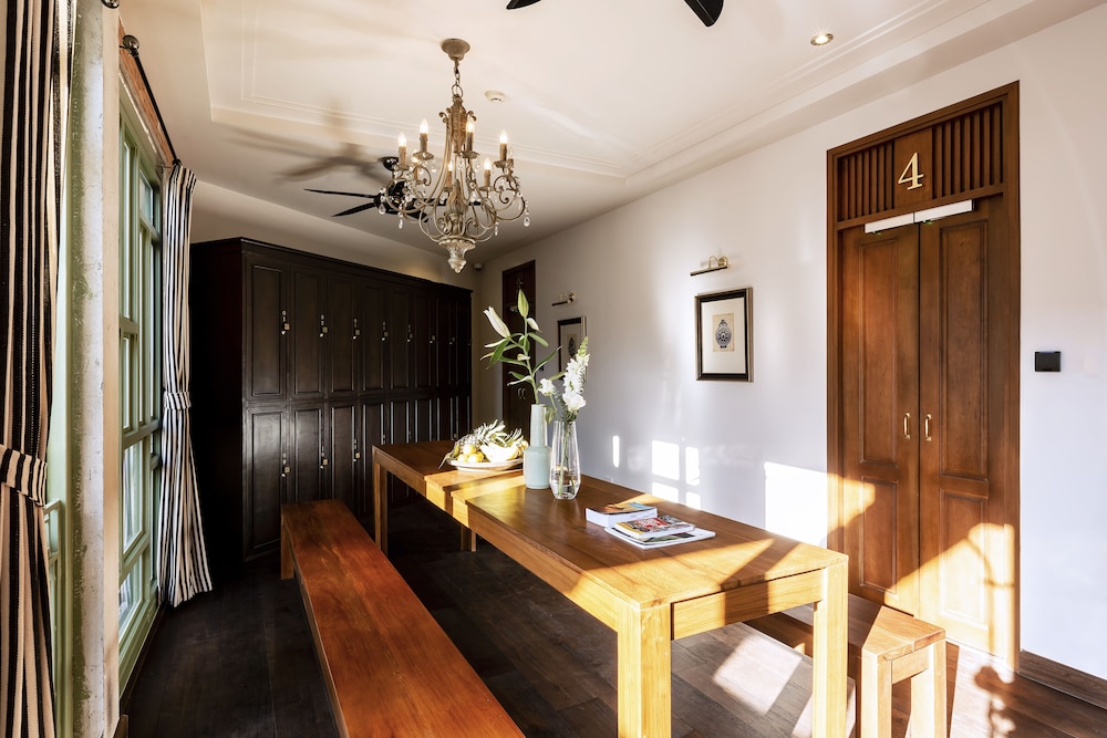Khunluang Hostel - Adults Only 10/45