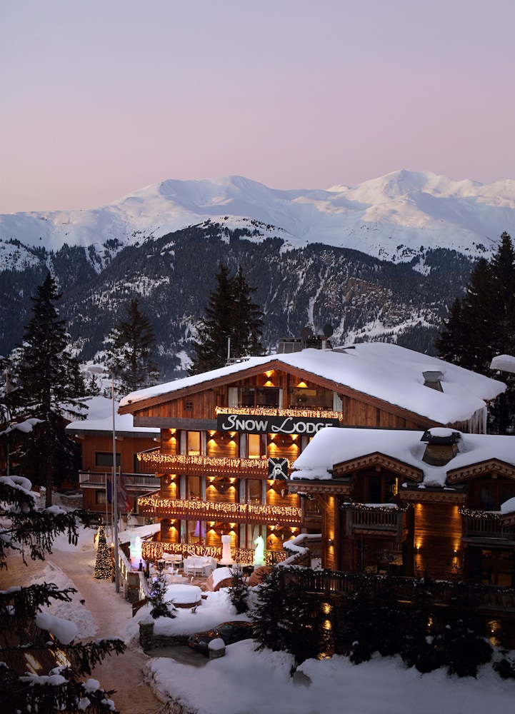Snow Lodge Boutique Hotel 5/70