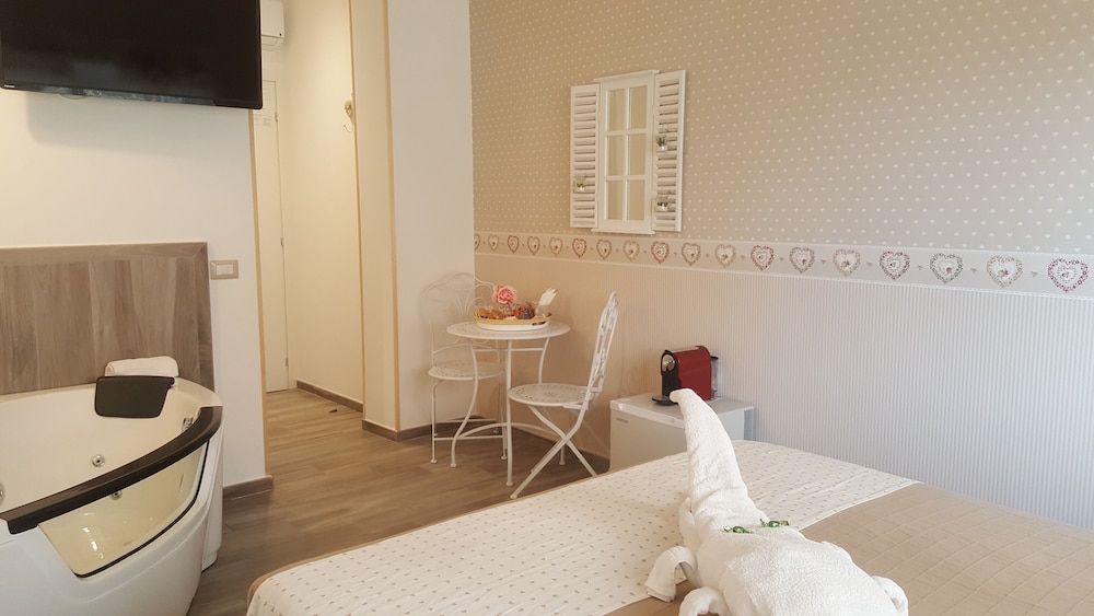 Il Mare di Roma Luxury 7/32