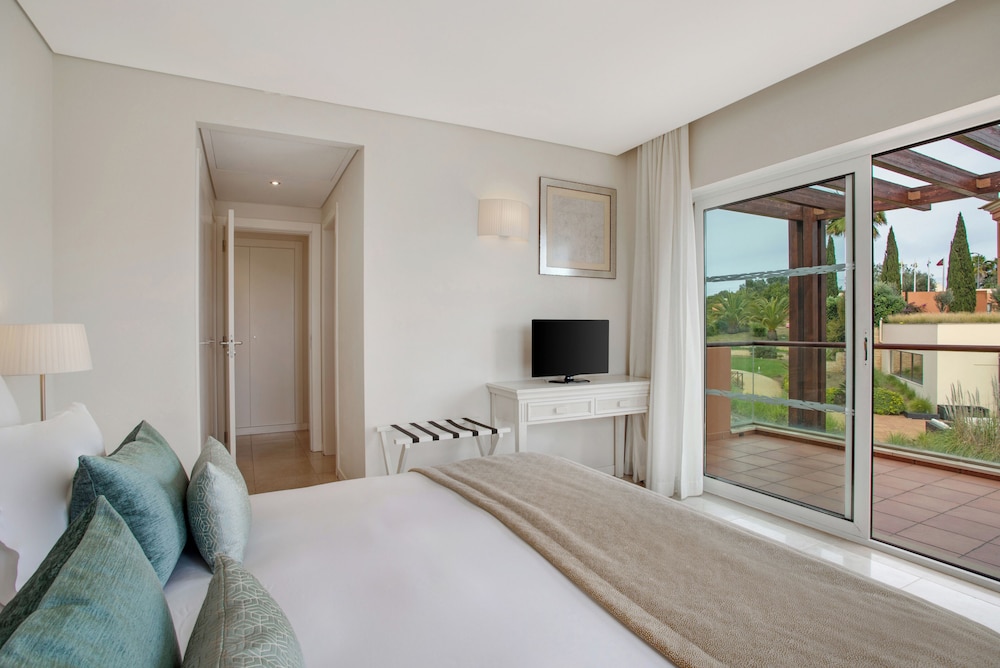 Monte Santo Resort 11/50