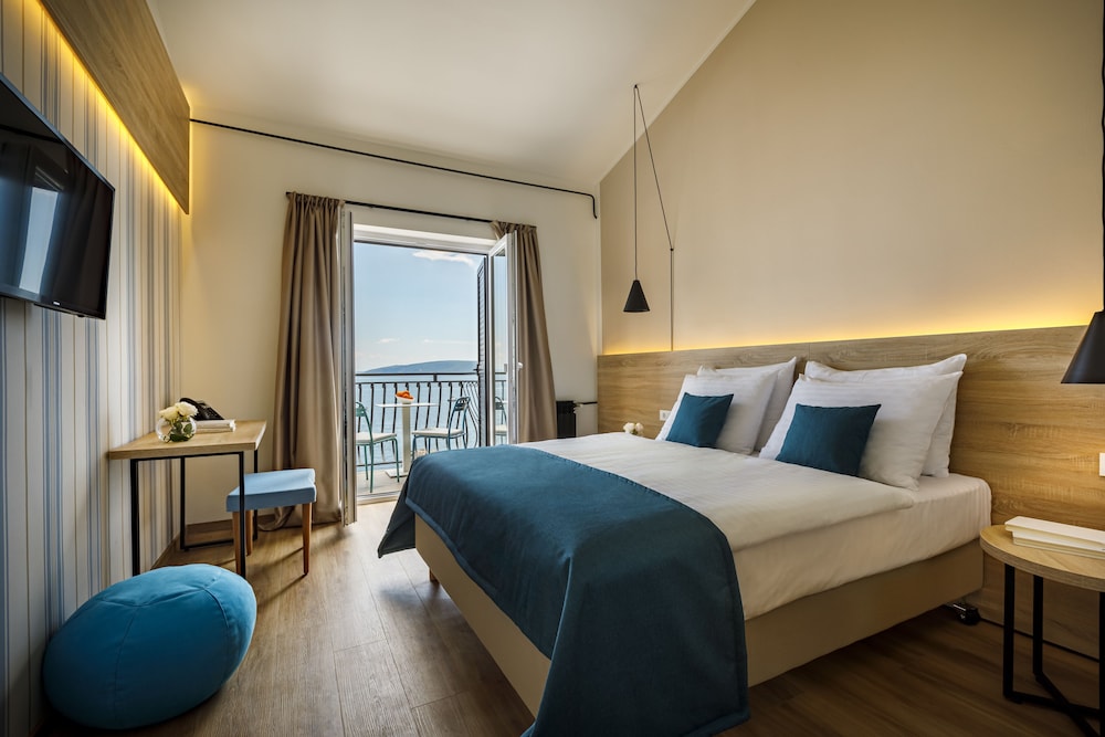 Hotel Mediteran 6/43
