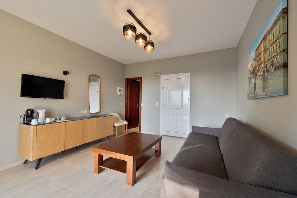 Kelyfos Hotel Bungalows and Suites 31/50
