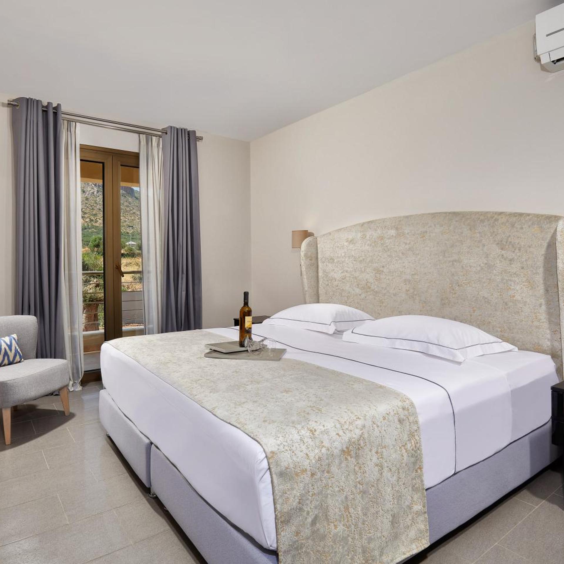 Sempre Viva Suites 6/45