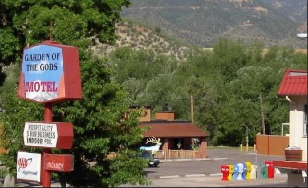 Garden Of The Gods Motel 19/58