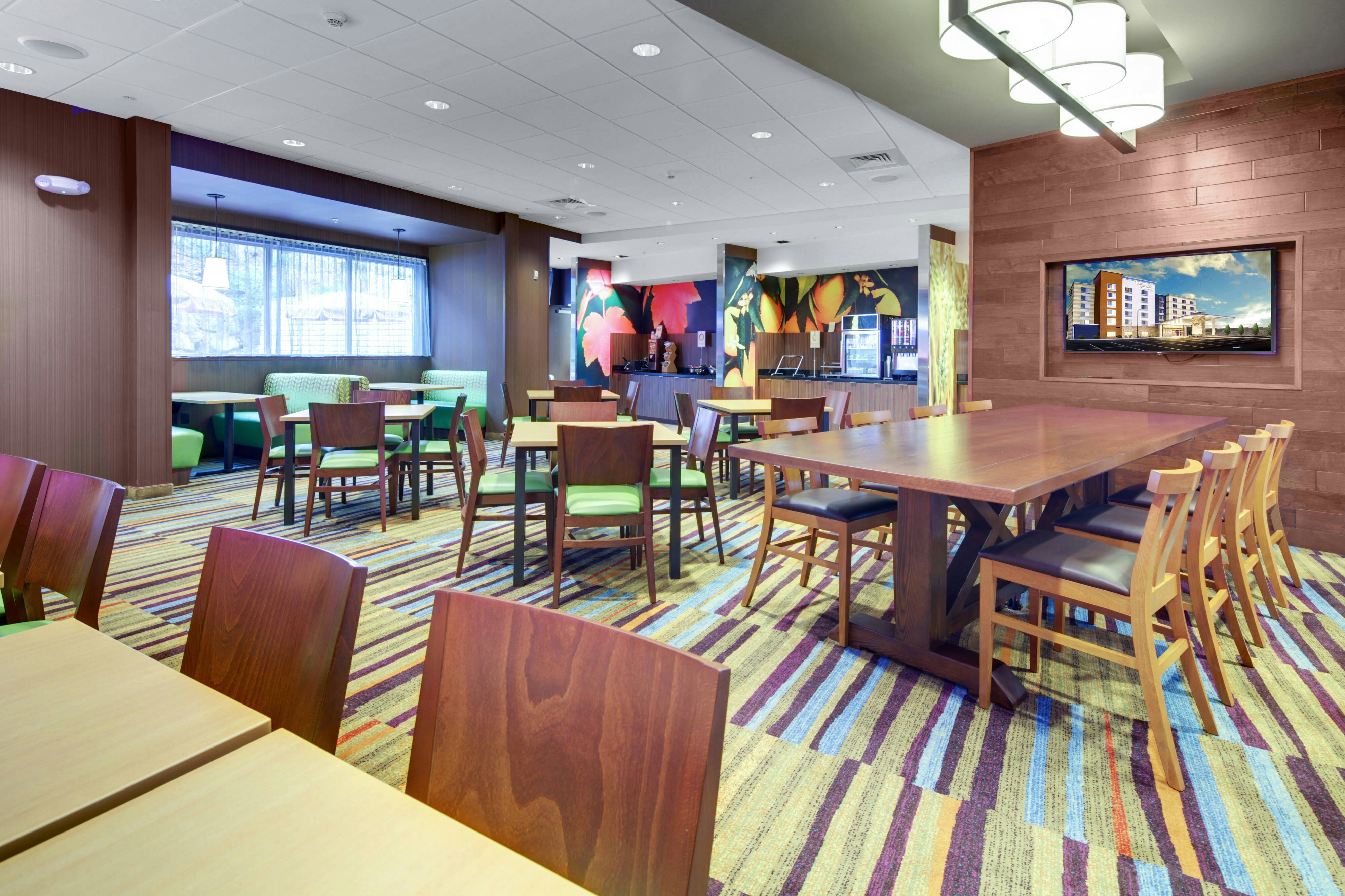 Fairfield Inn And Suites By Marriott Asheville Tunnel Road 11/11