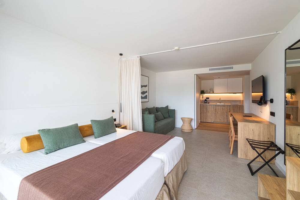 Las Velas Apartments 13/57