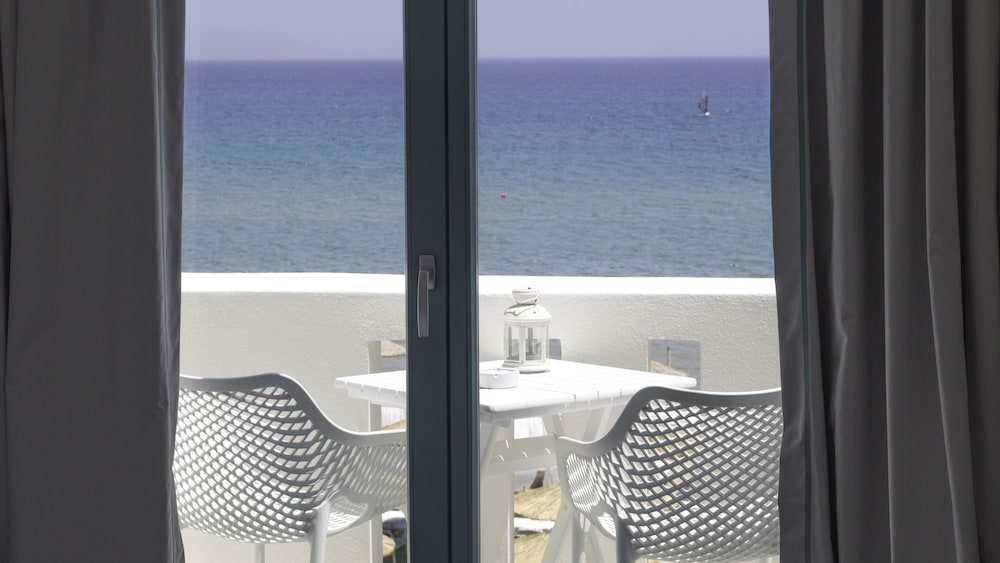 Amaryllis Beach Hotel 41/50