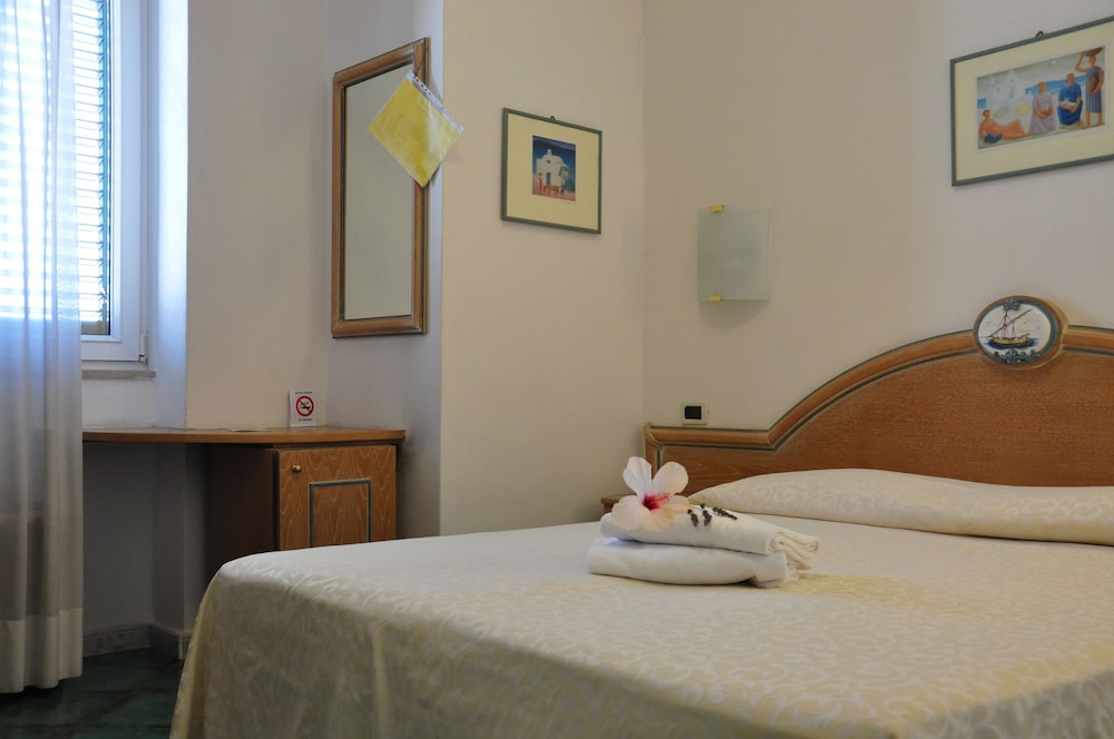Hotel La Marticana 9/65