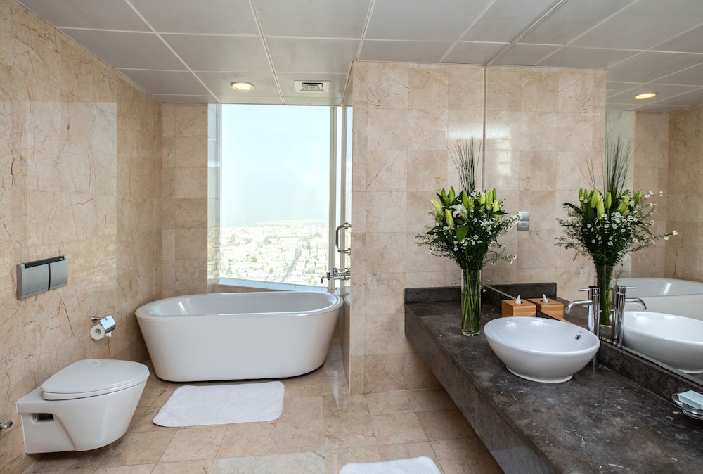Nassima Tower Hotel Apartments 12/65
