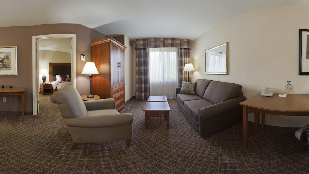 STAYBRIDGE SUITES CHANTILLY - DULLES AIRPORT 36/73