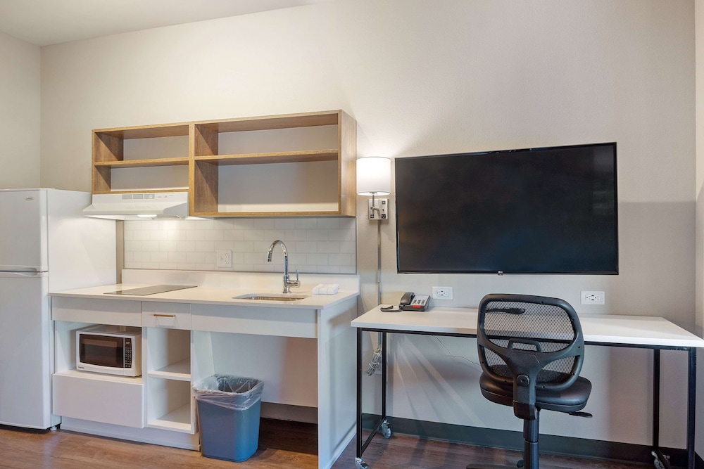 Extended Stay America Premier Suites Phoenix Chandler Downtown 45/63