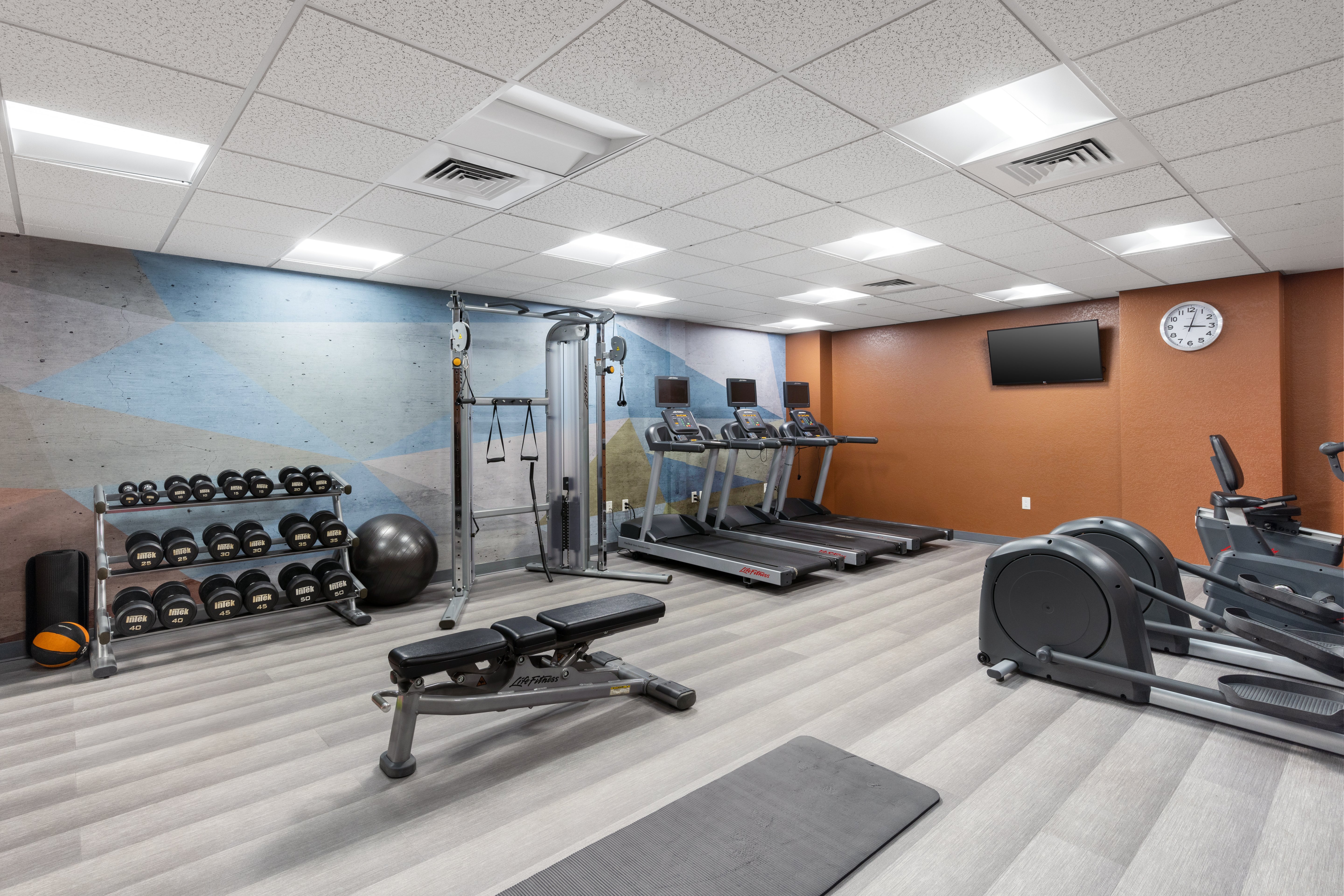 Candlewood Suites Anaheim - Resort Area 13/36
