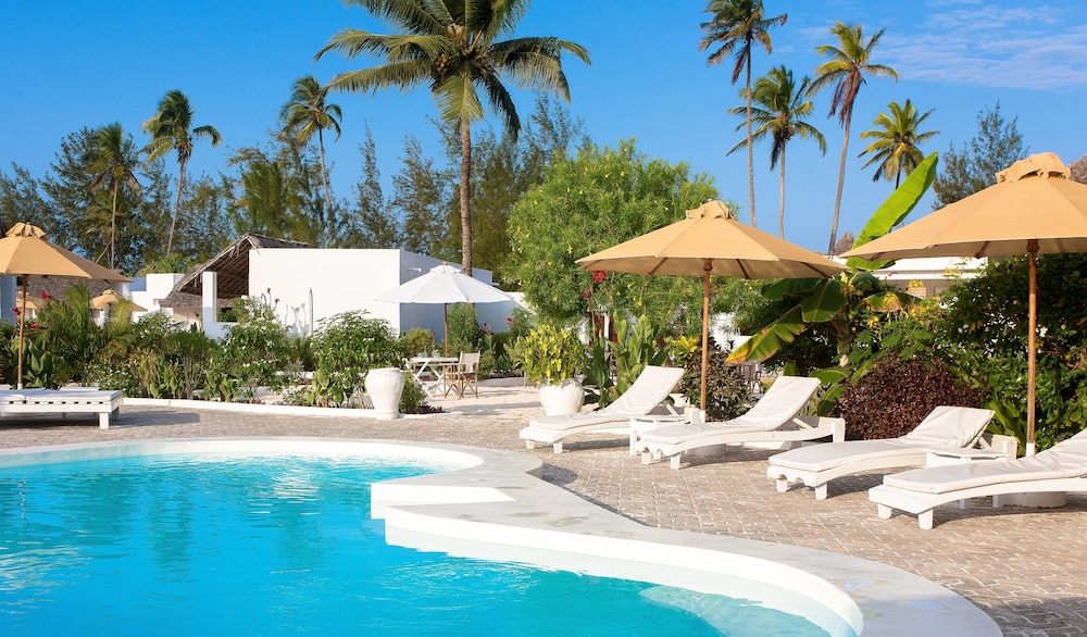 Dhow Inn Boutique Hotel 45/50