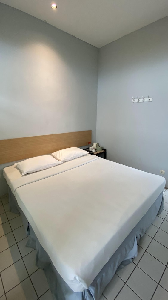 Amanda Hills Hotel 25/47