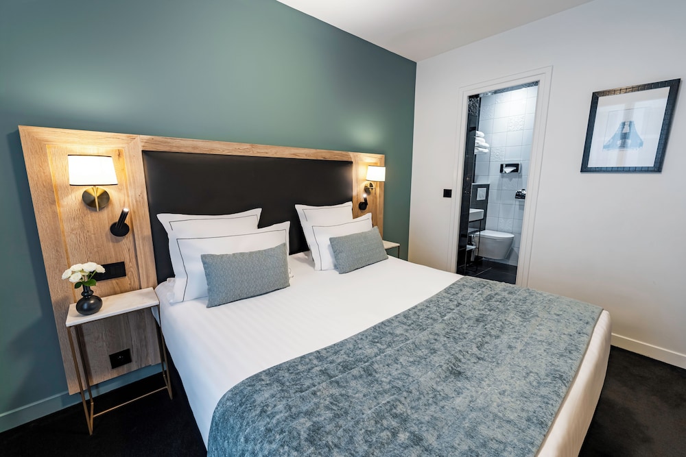 Hotel Le Cercle Tour Eiffel 17/50