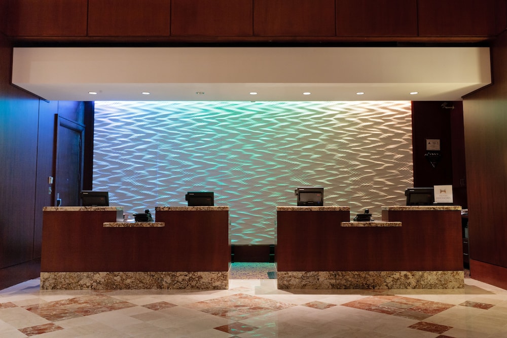 Hilton Charlotte Uptown (ex Hilton Charlotte Center City) 3/82