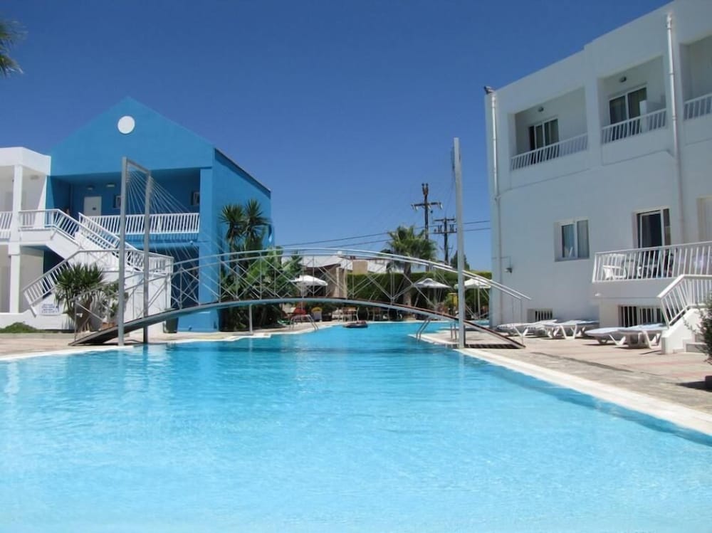 VALSAMIS APARTMENTS 5/30