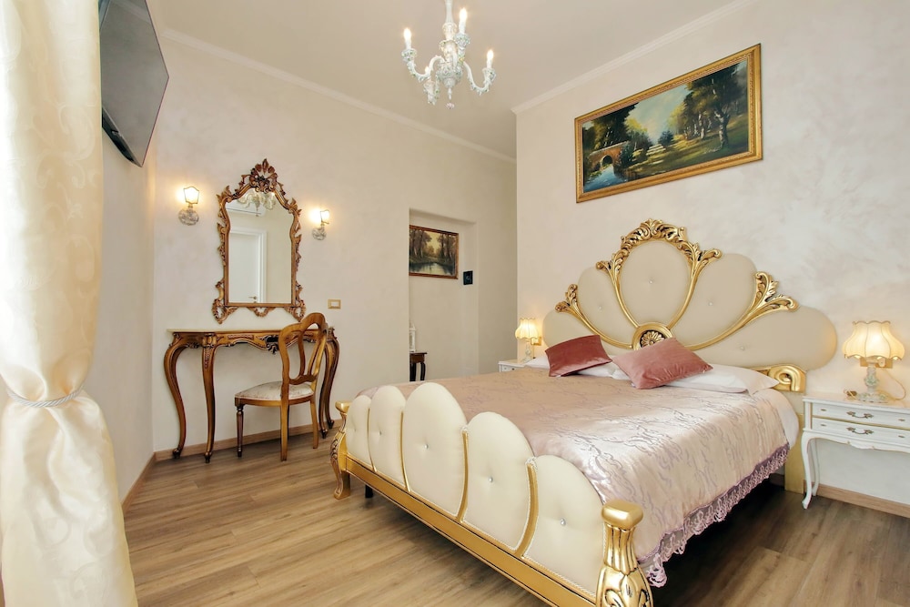 SUPERIOR, DOUBLE BED