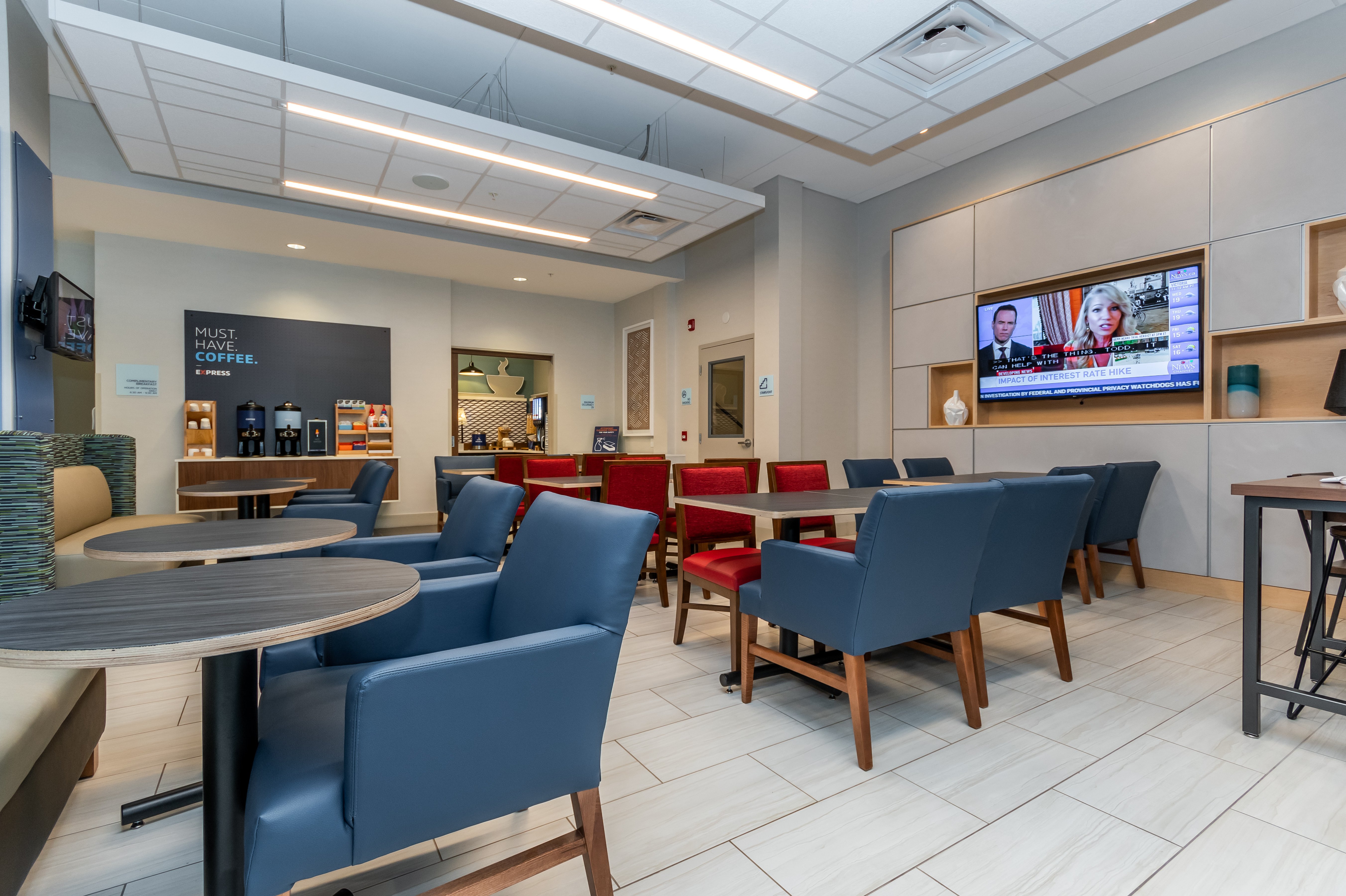 Holiday Inn Express Suites Chilliwack East 23/34