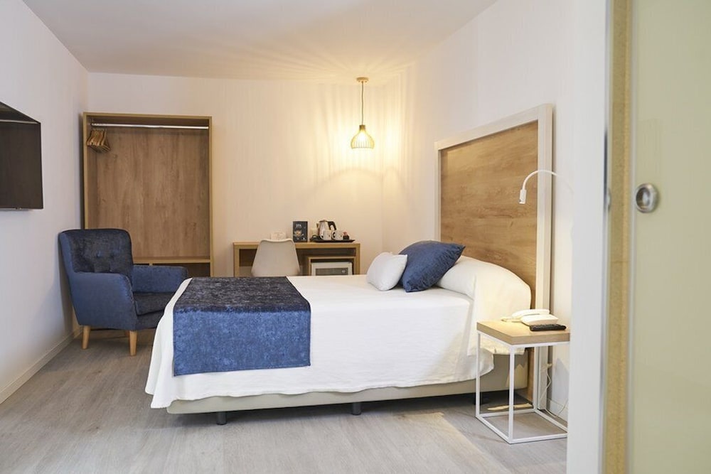 El Puerto Ibiza Hotel Spa 27/80