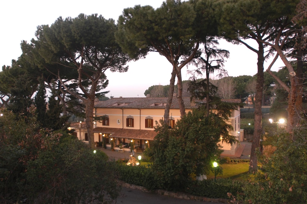 Hotel Ristorante Villa Icidia 5/41