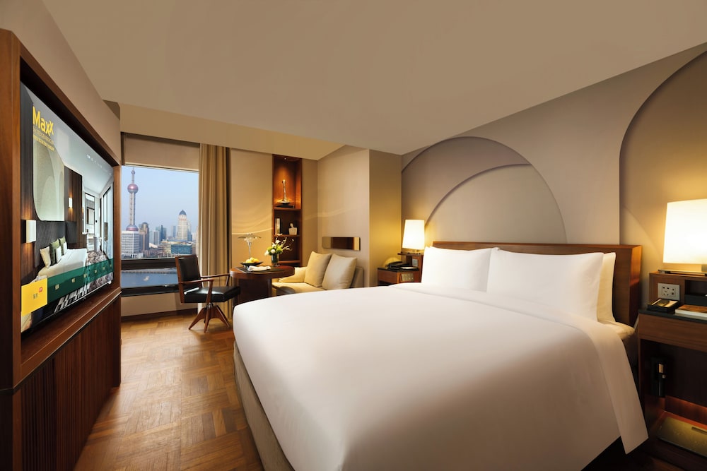 Shanghai, Deluxe, King Bed, River View