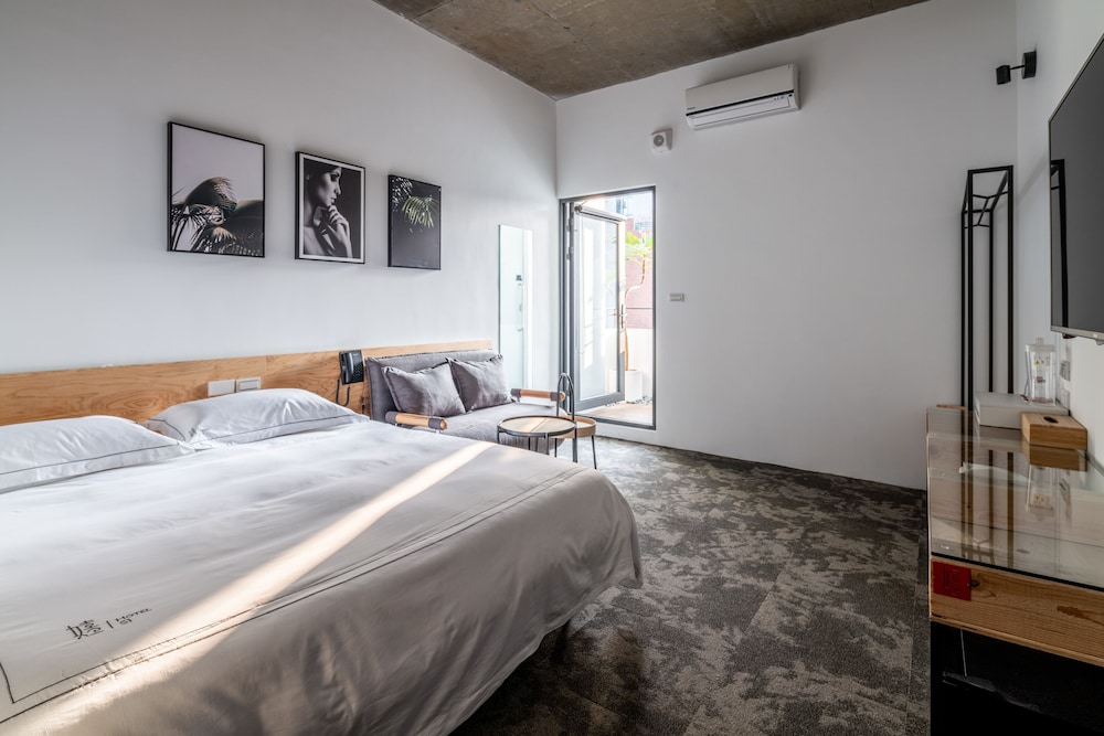Hotel Si 2/30