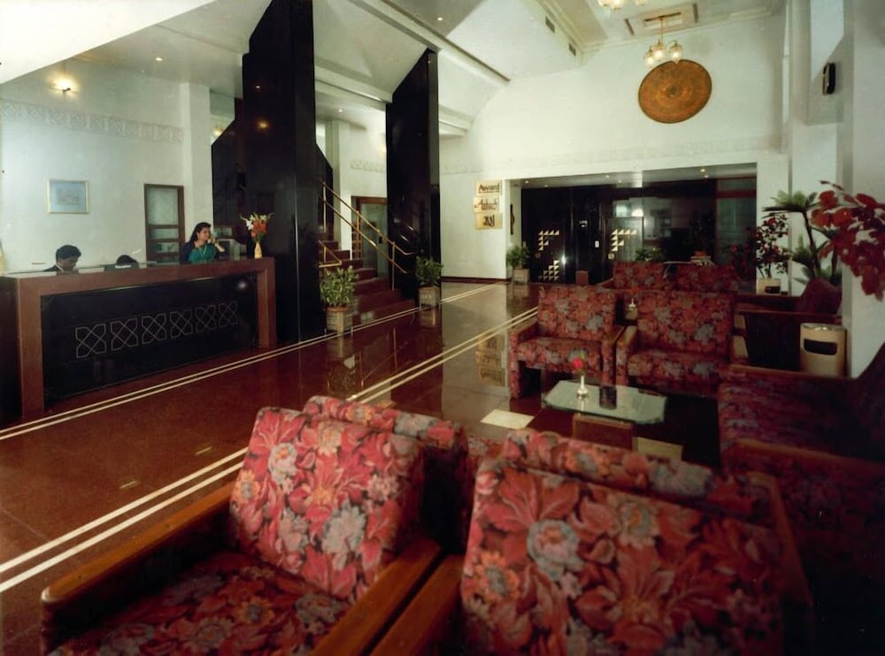 Hotel Ashish Plaza 30/30