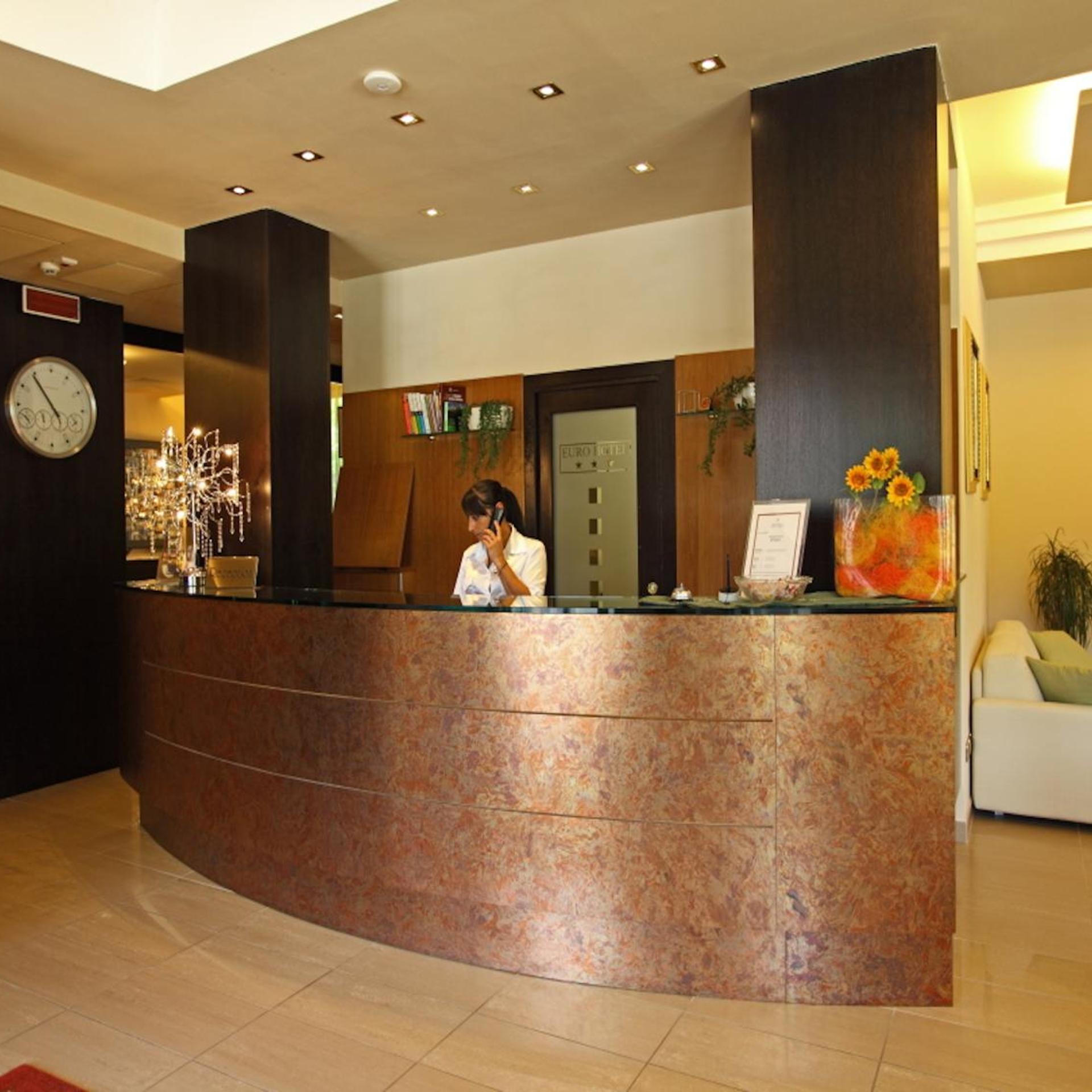Euro Hotel 2/50