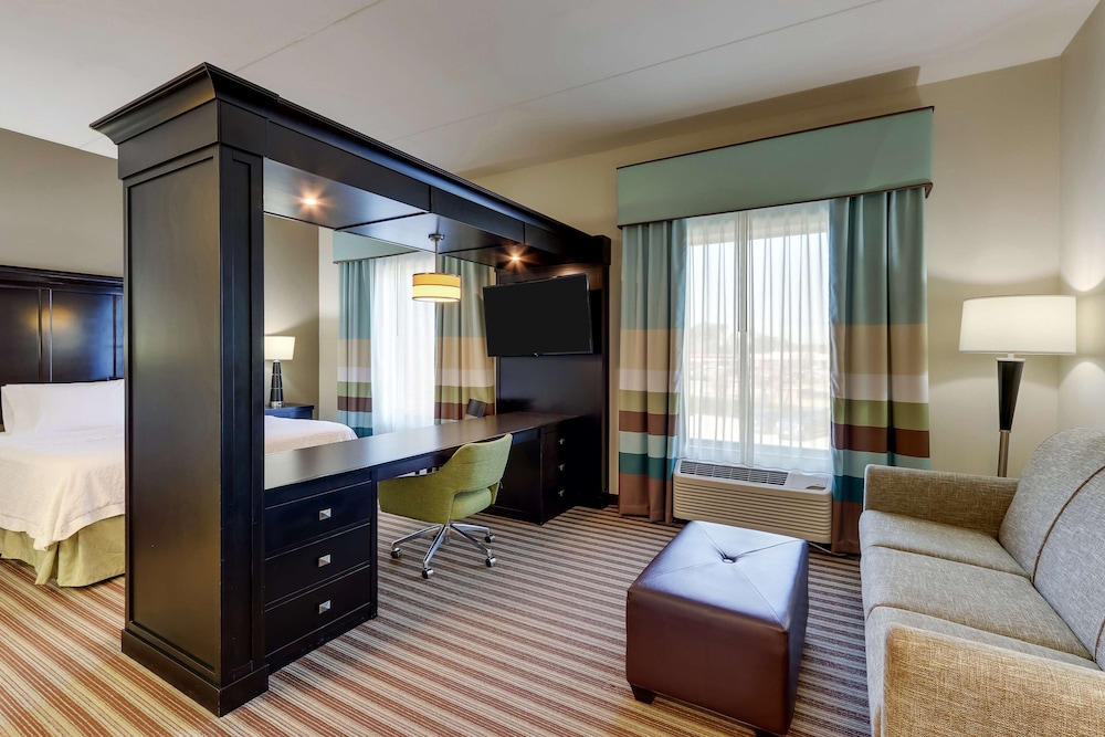 Hampton Inn & Suites Swansboro Near Camp Lejeune, NC 41/64