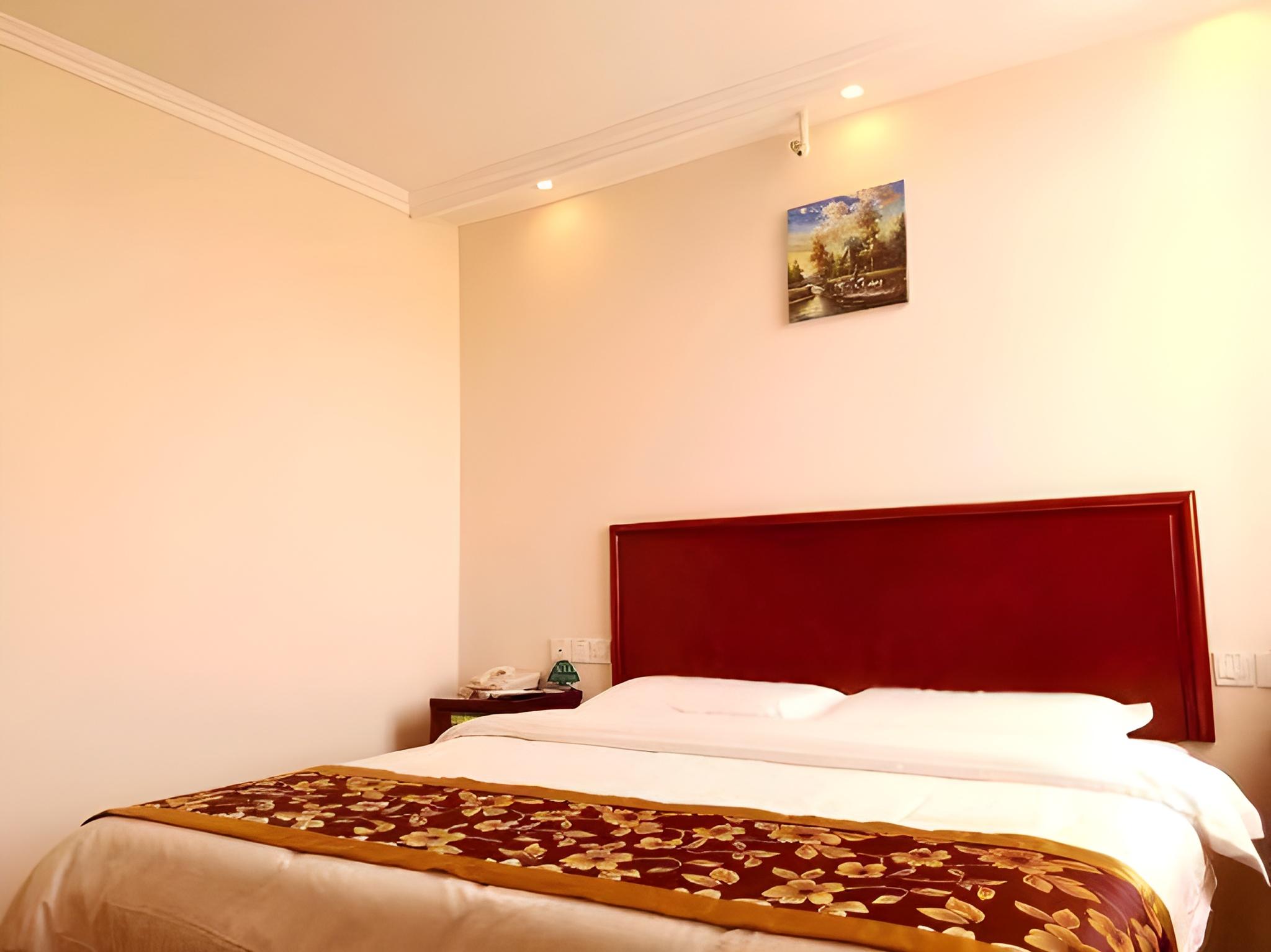 BUSINESS, DOUBLE BED