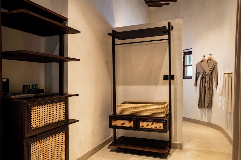 The Neela Boutique Hotel Stone Town 6/62