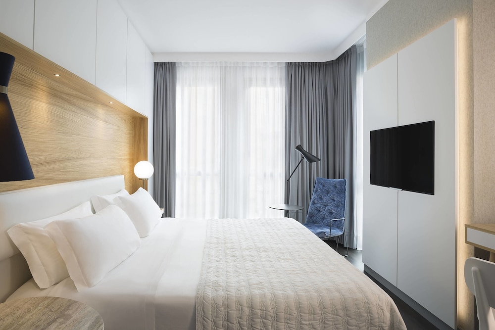 Le Meridien Visconti Rome 28/80