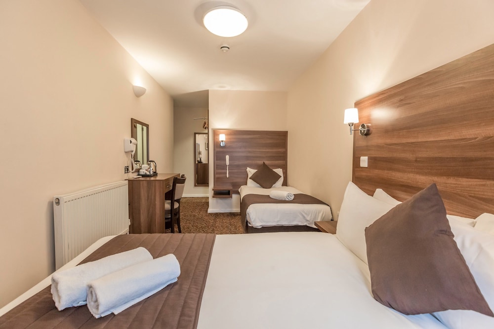 Prince Regent Hotel Excel London 26/48