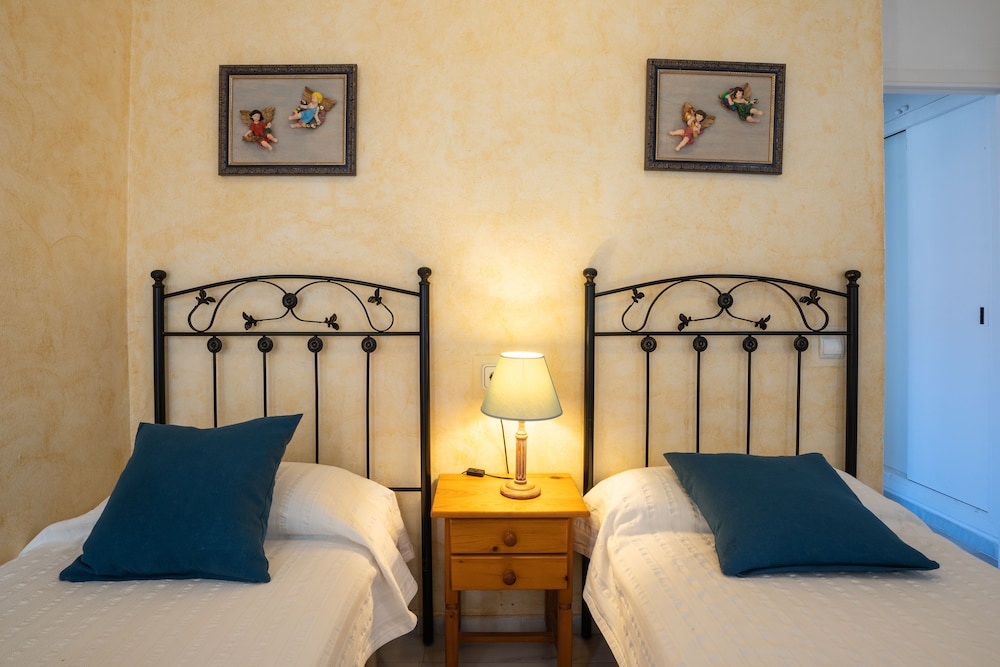 Cel Blau Apartamentos 24/65
