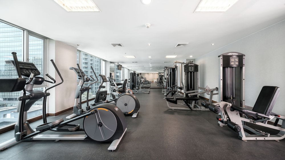 Adelphi Suites Bangkok 40/69