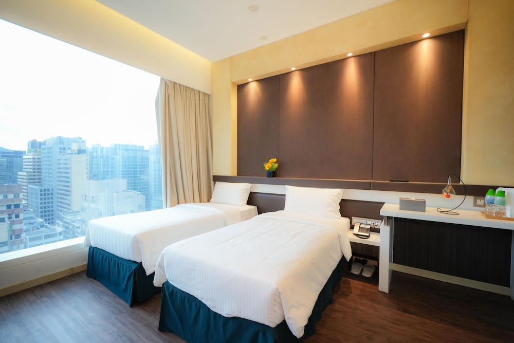 Epoch Hotel 21/34