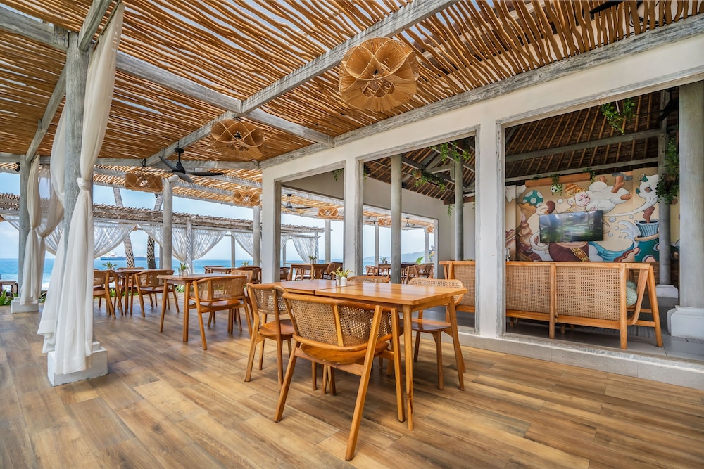 Nirwana Beach And Resort 31/46