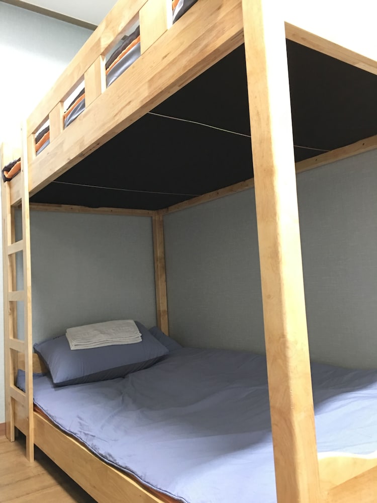 24guesthouse Sinchon 22/33